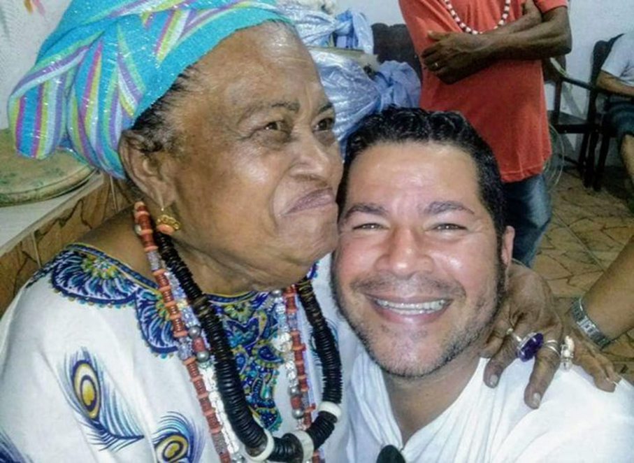 Marcelo Fritz com Mãe Beata de Yemonjá